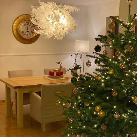 Charmantes Garten-apartment: Erholung Im Chiemgau Unterwoessen