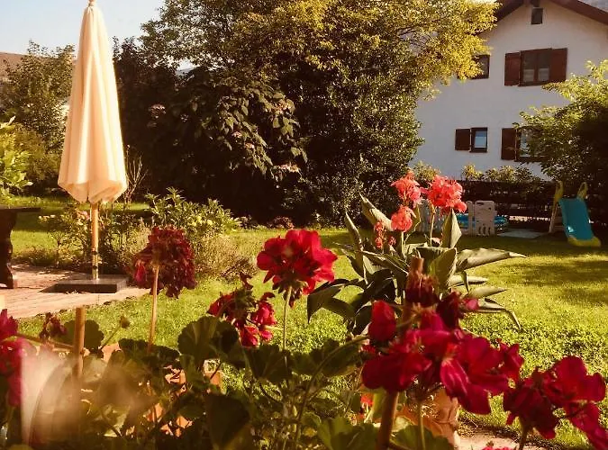 شقة Charmantes Garten-apartment: Erholung Im Chiemgau