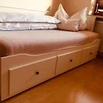 Charmantes Garten-apartment: Erholung Im Chiemgau