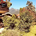 Charmantes Garten-apartment: Erholung Im Chiemgau Daire *
