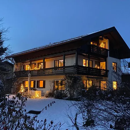 Charmantes Garten-apartment: Erholung Im Chiemgau 운테르보센