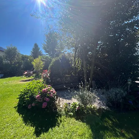 Apartmán Charmantes Garten-apartment: Erholung Im Chiemgau *